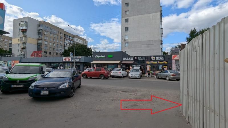 Оренда на Сухомлинського навпроти АТБ