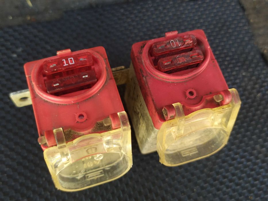 Реле перегрузки   Мерседес 124, Mercedes W124 9 контактів