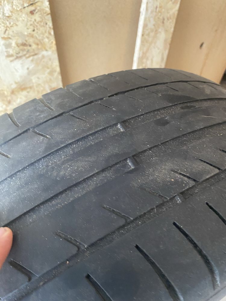 Pneu Michelin Primacy 215/50 R17