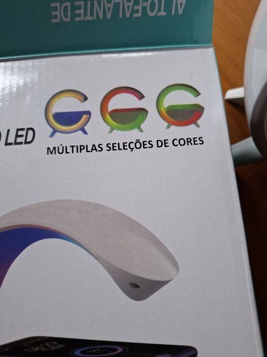 Radio, carregador de telemóvel