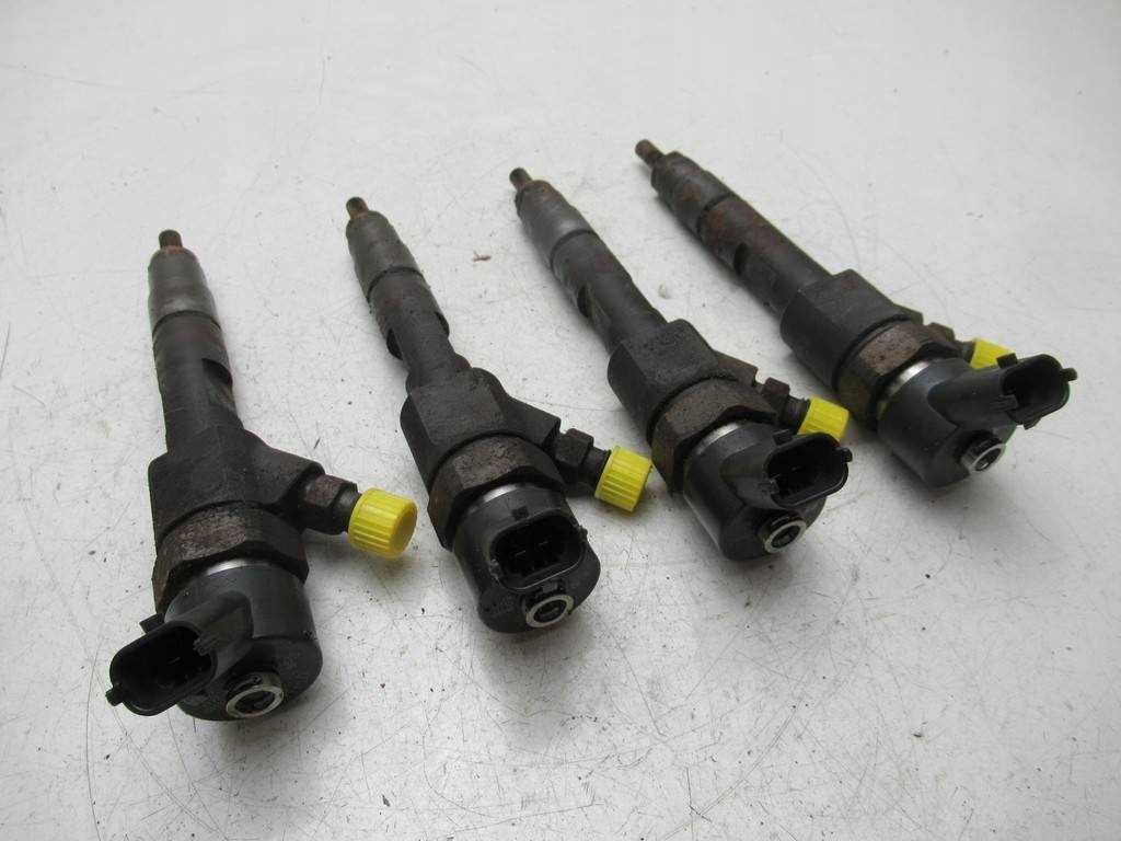 Форсунки Opel Vivaro 1.9 cdti Опель Виваро 1.9 0445110021 0445110146