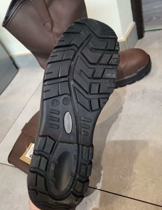 Buty robocze portwest nowe rozm 43