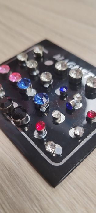 Kolczyki na magnes, zestaw