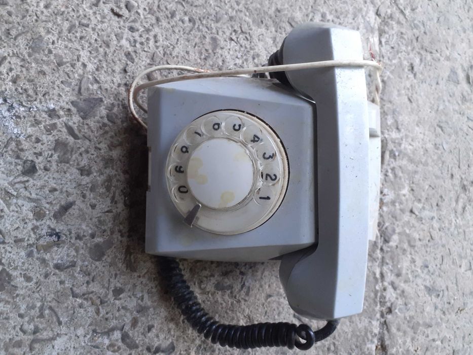 Телефони в колекцію.