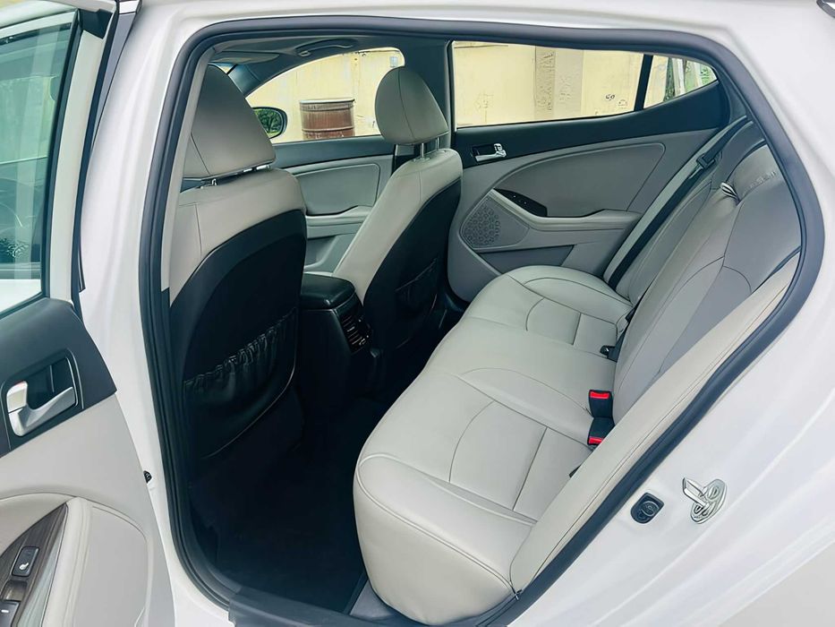 Kia Optima      2015