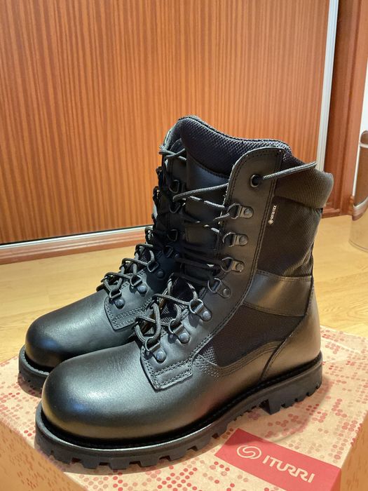 Botas Militares Iturri impermeáveis/respiráveis Gore-Tex.