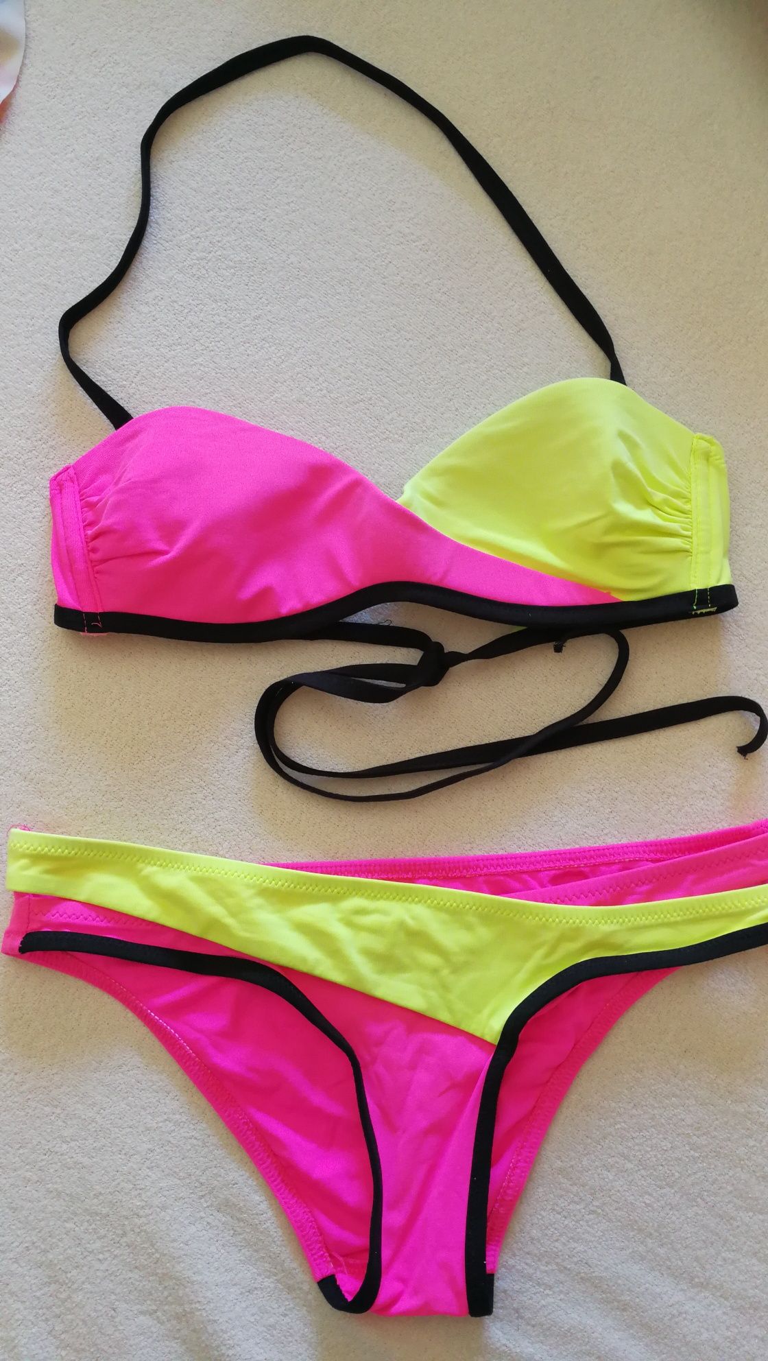 NOVOS Bikinis Calzedonia XS + Lefties S