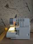 Побутовий оверлок Singer 14SH754