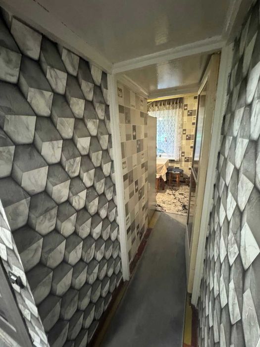 1-КІМНАТНА КВАРТИРА З капітальним РЕМОНТОМ (40935)