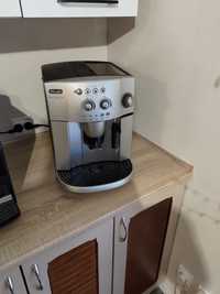 Ekspres ciśnieniowy DeLonghi Magnifica