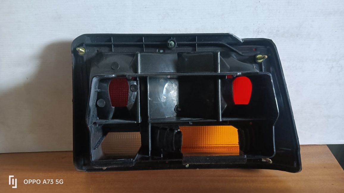 Farolim Toyota Corolla ae80 1986 esquerdo