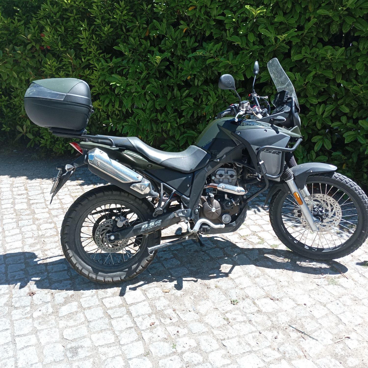 Mota UM dsr adventure 125