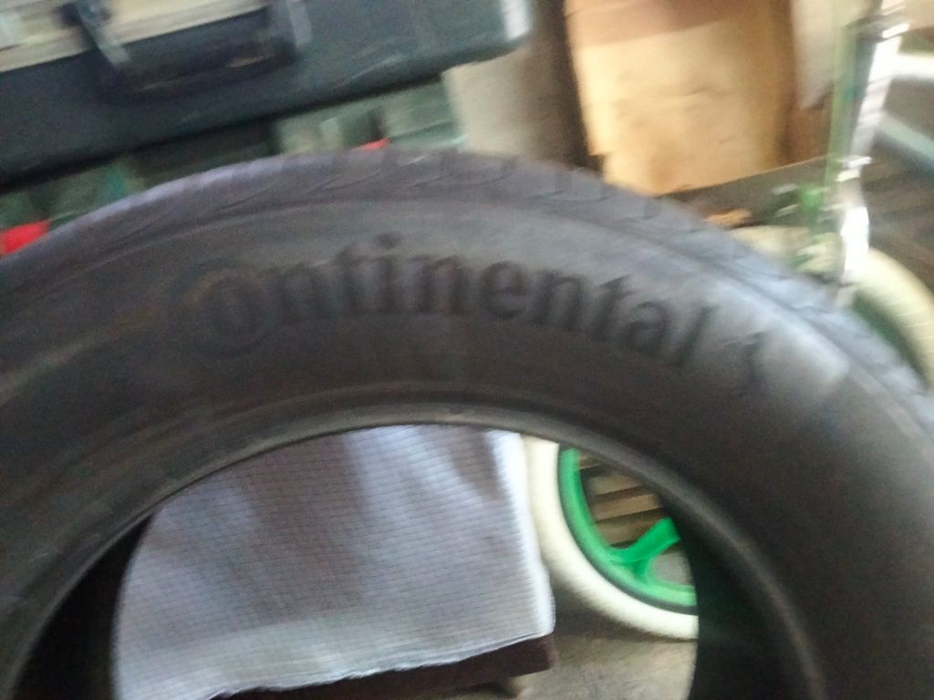 Pneu Continental 215xx65 R17 V