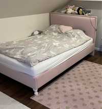 Łóżko różowe tapicerowane 140x200cm