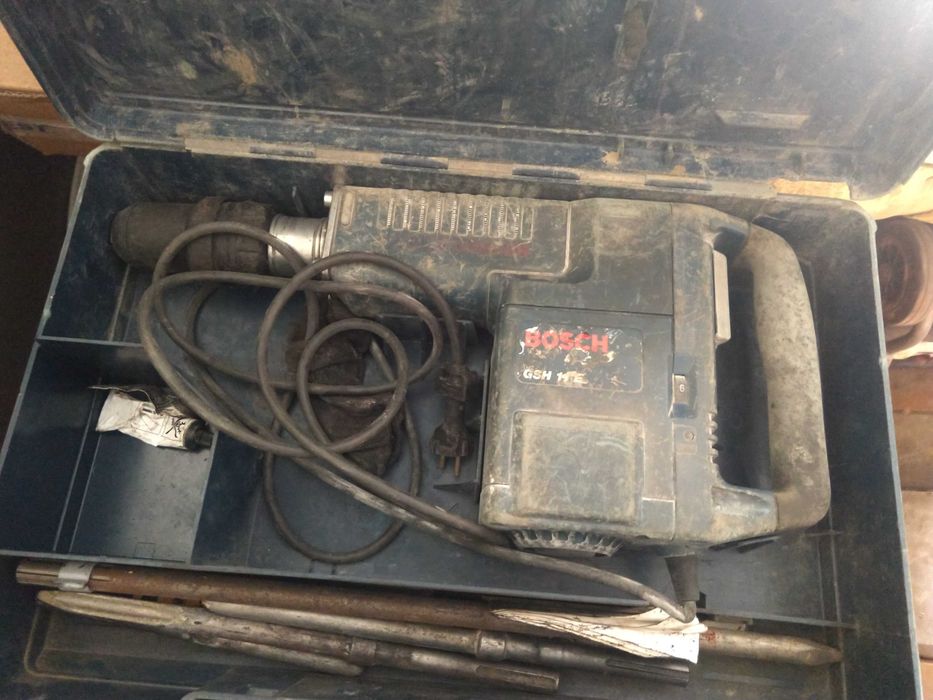 Відбійний молоток BOSCH GSH 11 E