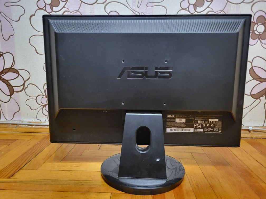 Монітор 22" Asus VH228D FullHD
