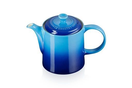 Le Creuset Wielki Czajniczek, Emaliowana Kamionka Ubita rączka