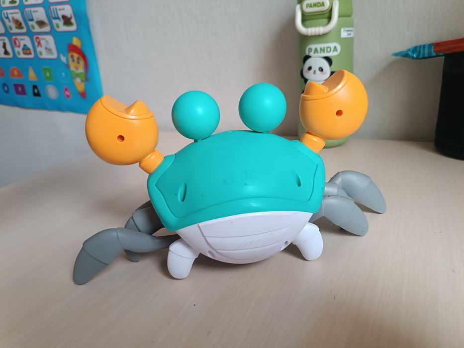 Інтерактивна іграшка краб зі звуковими та світловими єффектами
Іграшка