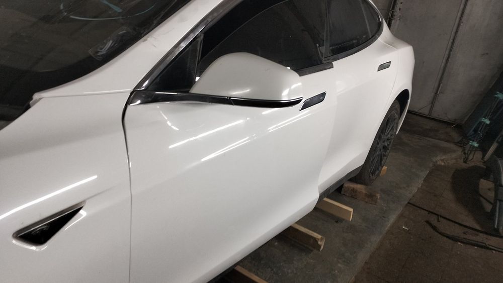 Двері передні двері задні Тесла С