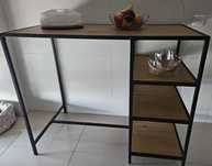 Mesa bar com estantes JYSK