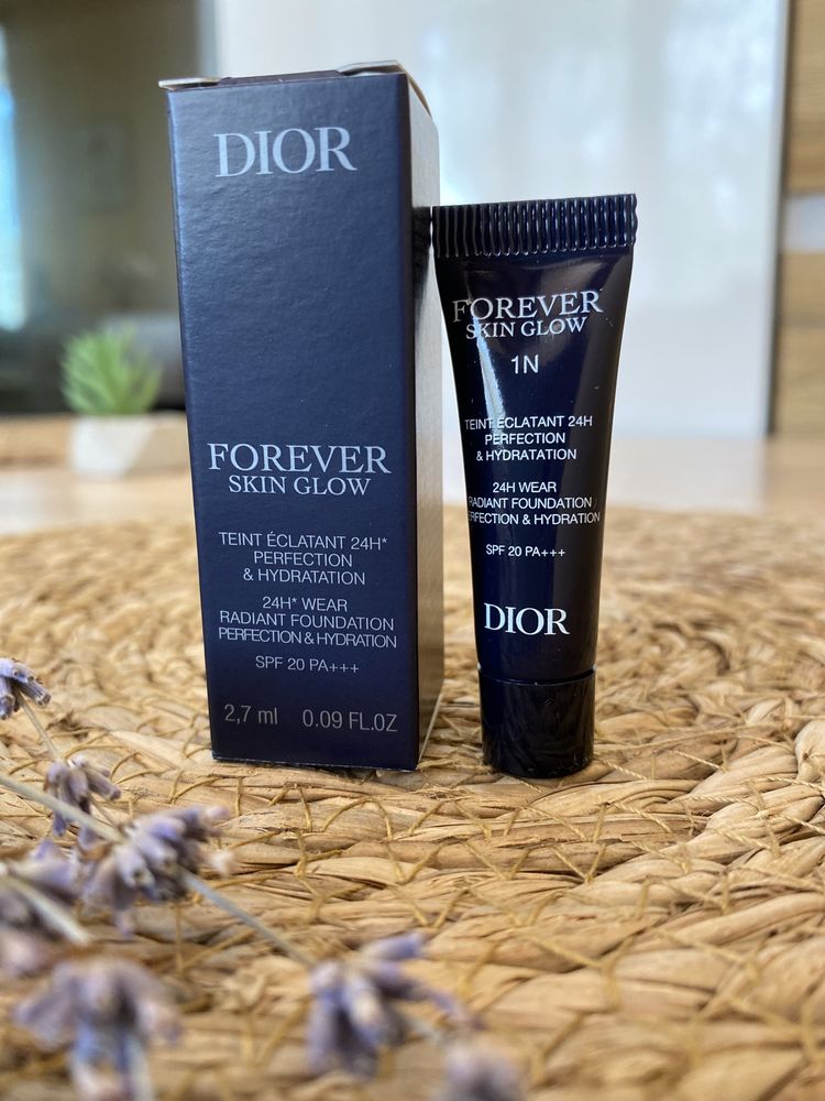 Тональна основа Dior forever skin glow міні 2,7 мл відтінок 0N та 1N