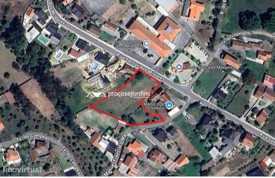 Terreno com 3258 m²