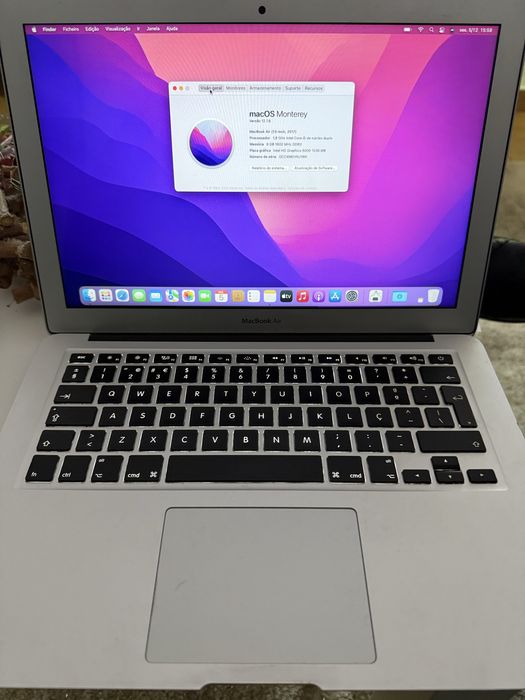 Mcbook em bom estado 13 air 2017