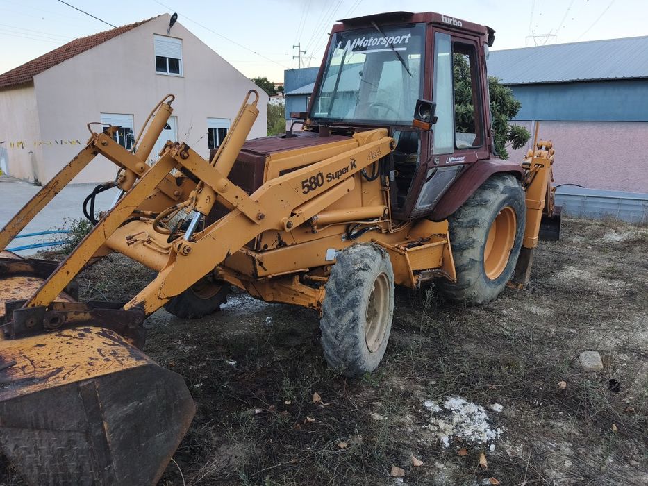 Retro escavadora case 580 super k turbo 4x4