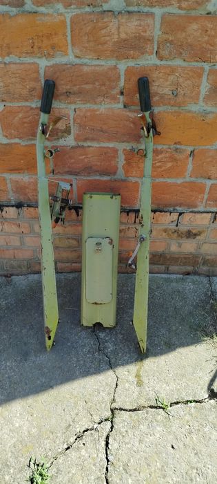 Продам раму і роги від мотоблока