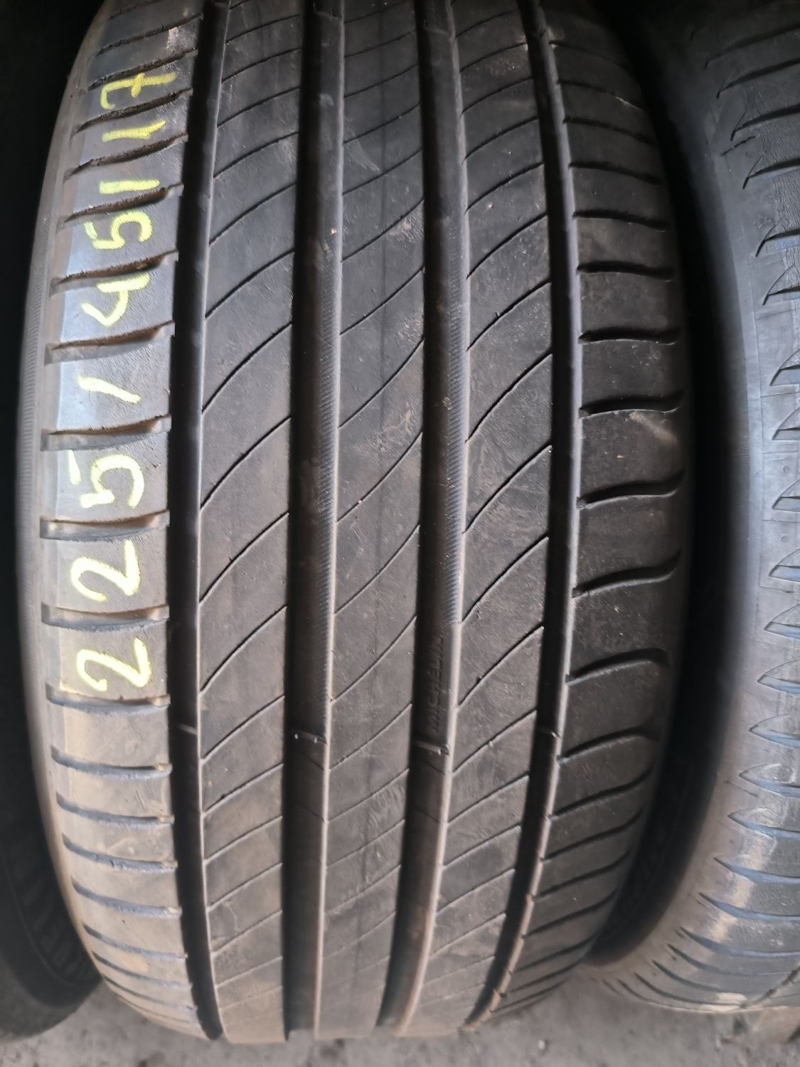 Opony letnie 17 Michelin Primacy3 - 225/45 17