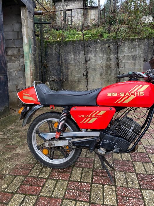 Shachs  Lotus V5 special