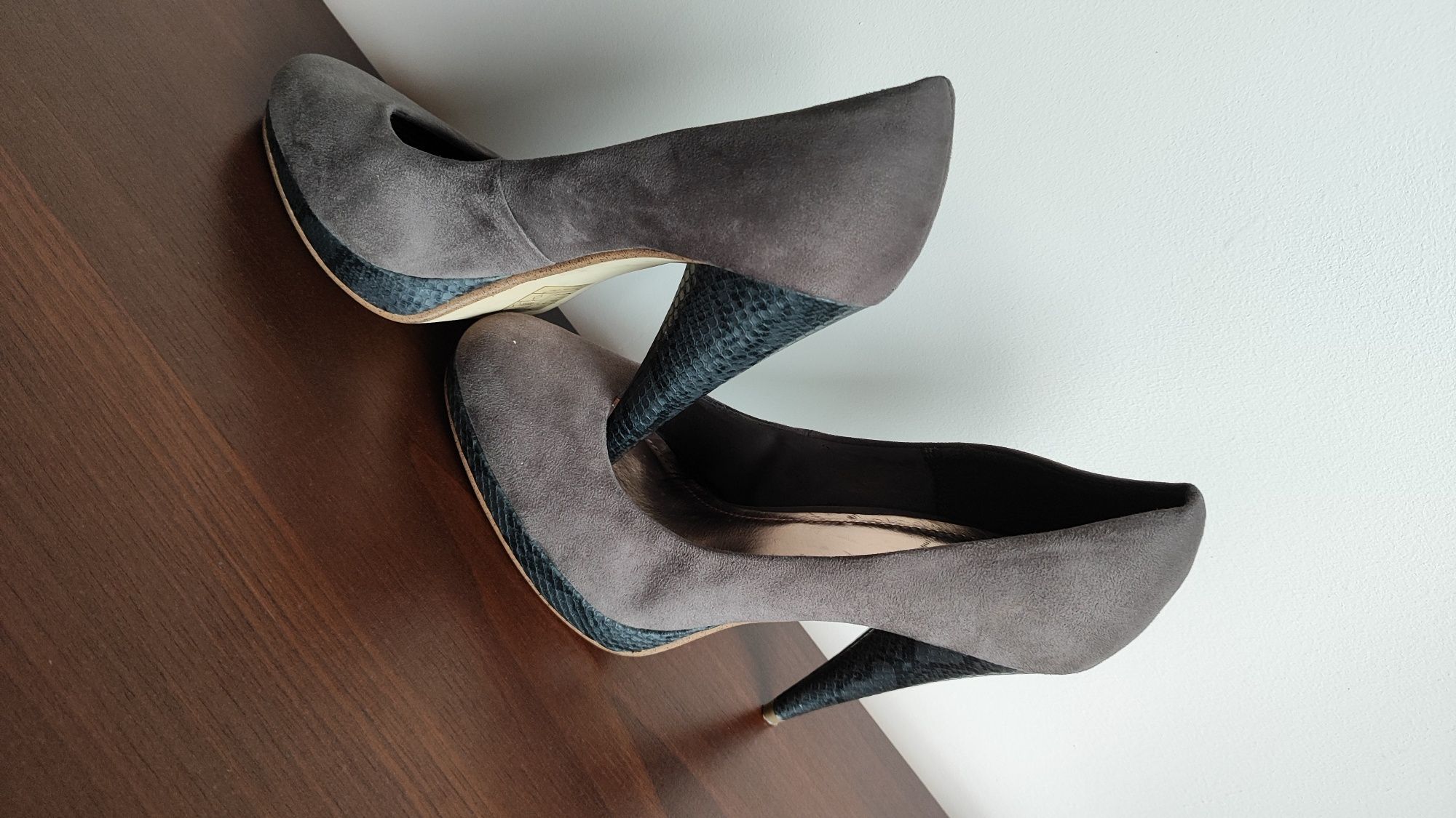 Buty szpilki eko zamsz 38 idealny stan