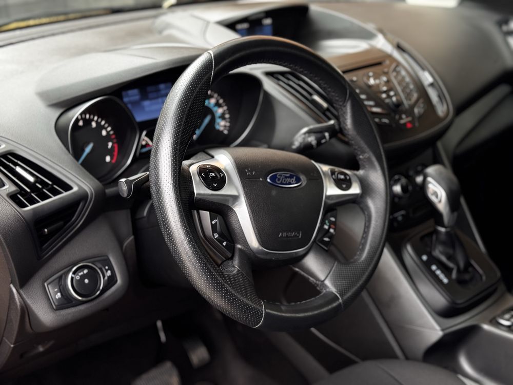 Продається Ford Escape
