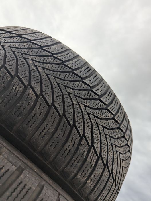 225/50R17 Nexen 98V