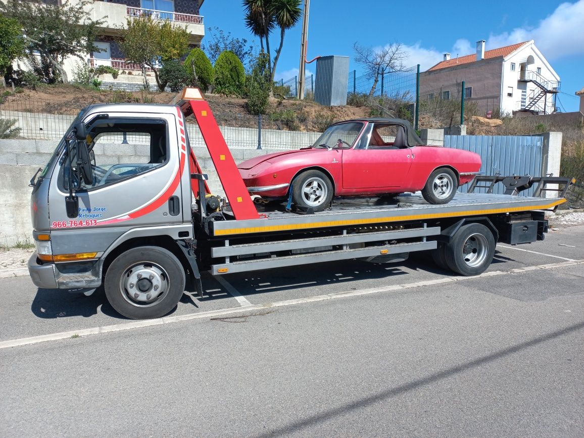 Reboque serviço pronto-socorro transportes