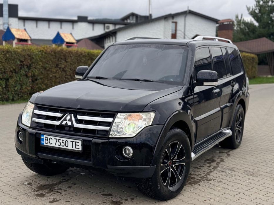 Mitsubishi Pajero Wagon