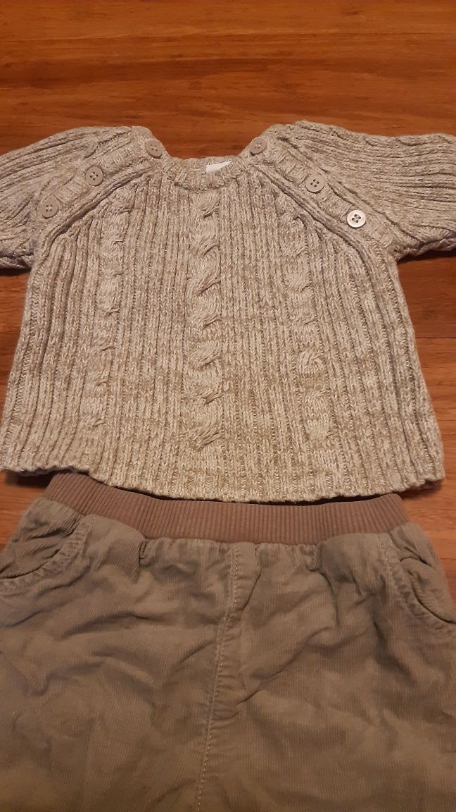 Sweter i spodnie sztruksowe r.62 Hema