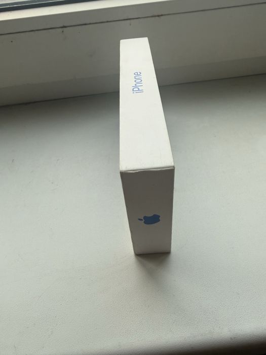 Новий iPhone 16 128GB Ultramarine фіз сім Neverlock