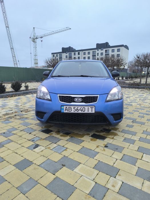 Kia Rio 2011 1.4 газ/бензин