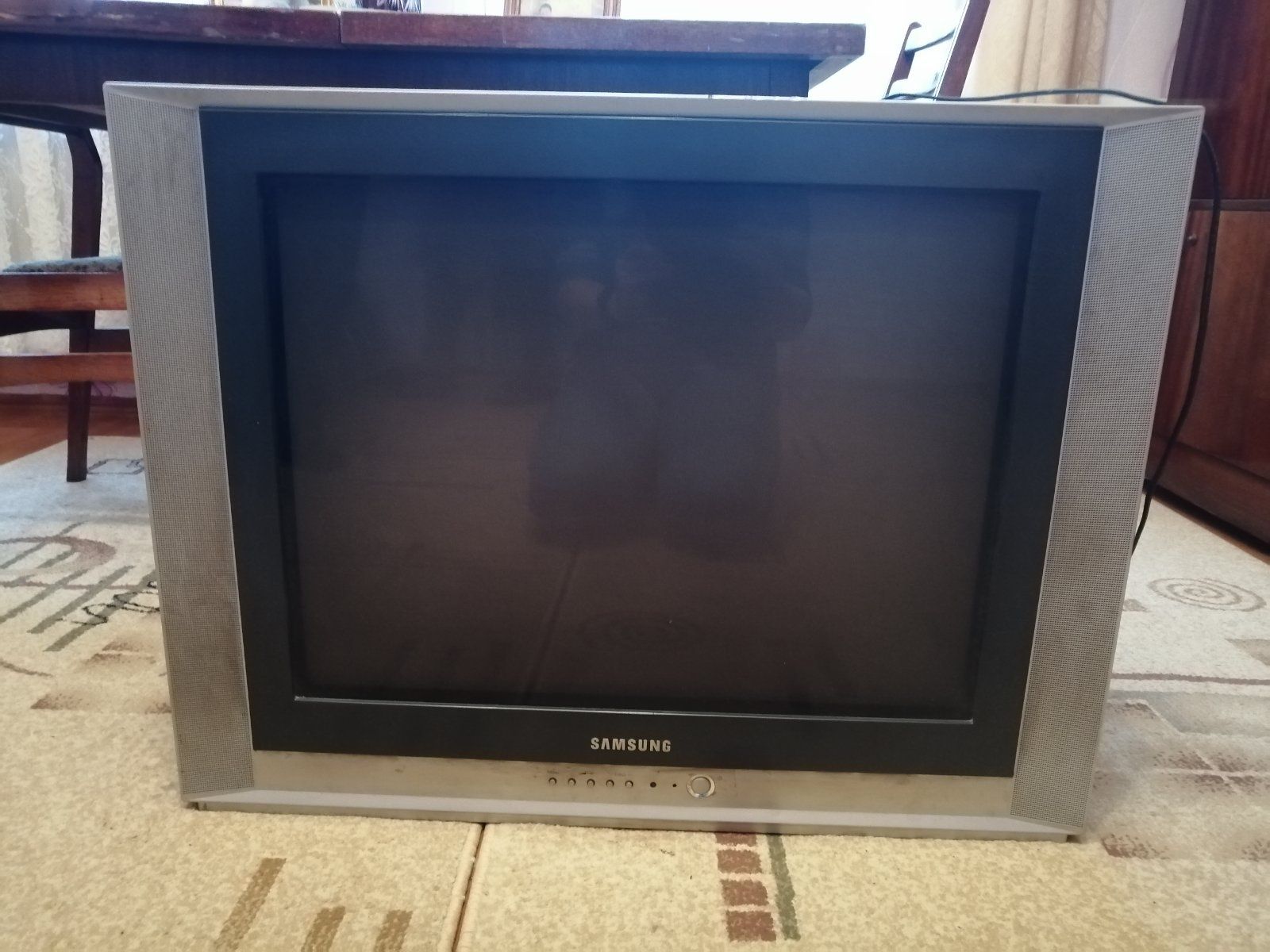 Продам телевізор SAMSUNG. Ціна 800 грн.
