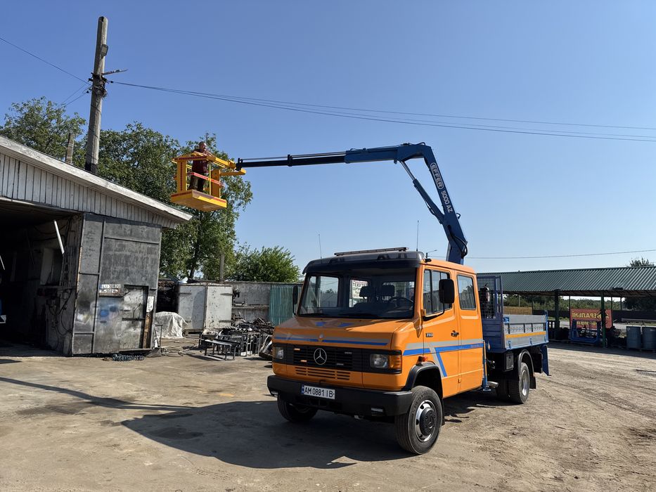 Mercedes 711 самоскид-маніпулятор