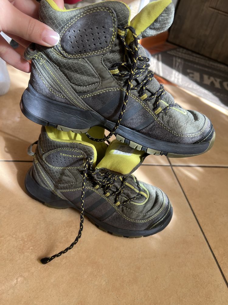 Осінні дитячі чоботи Adidas