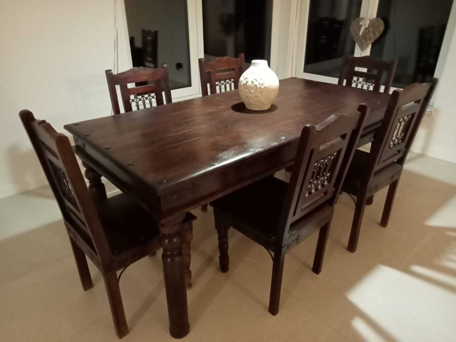 Stół i krzesła zestaw kolonialny