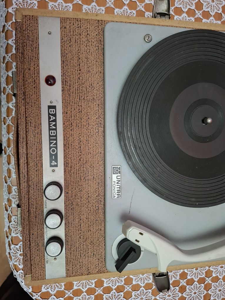 Gramofon Bambino.