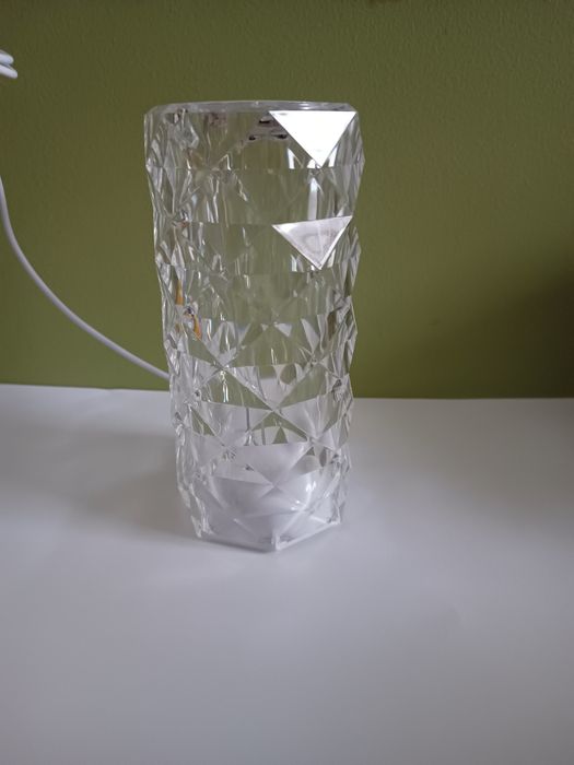 Diamentowa lampka 3 kolory światła bezbarwna nowa