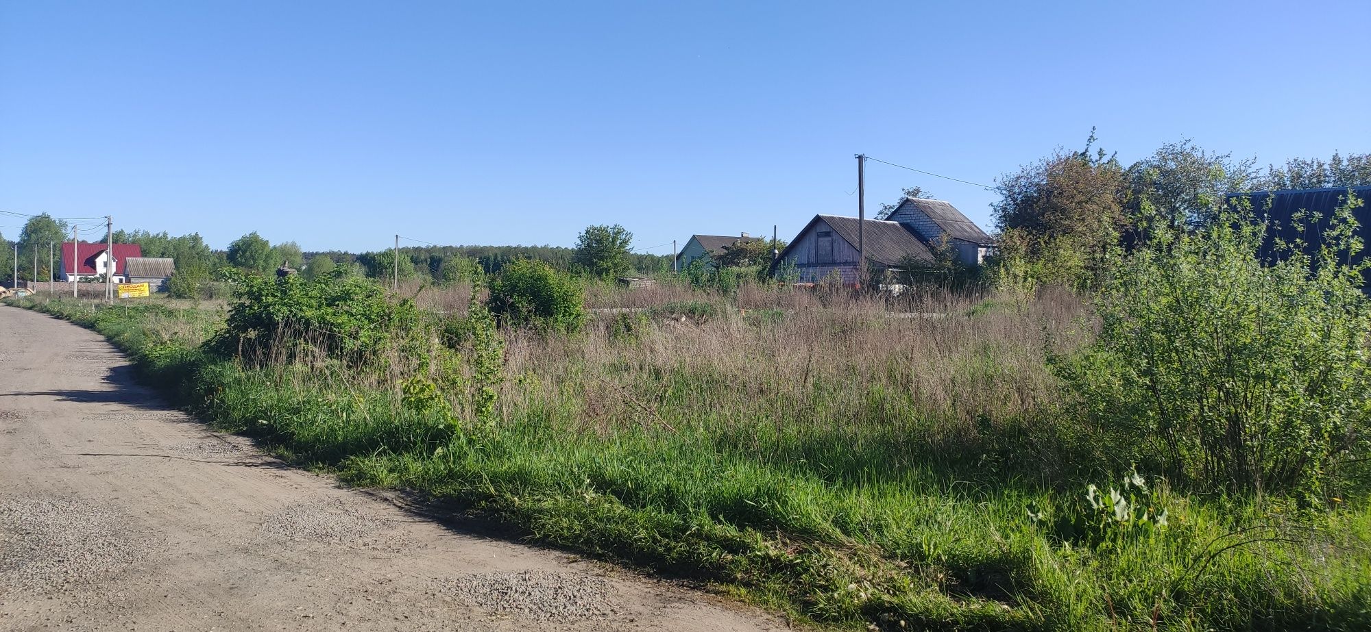 Продам земельну ділянку в селі Зазимї 5 сот.