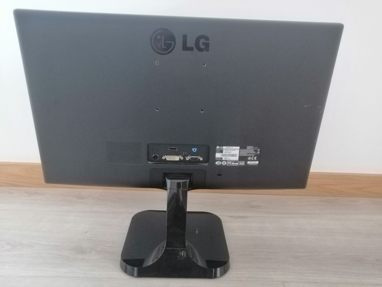 Monitor LG 22M47VQ-P 22"