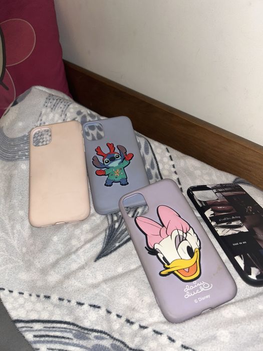 Iphone 11 64g czerowny