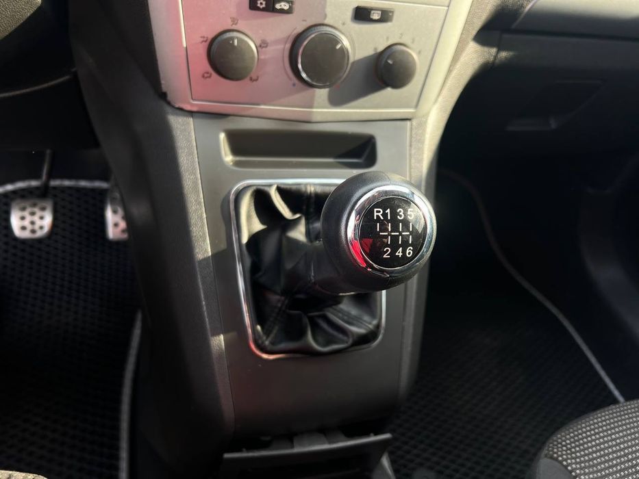 Opel Zafira №3742 (ВНЕСОК від 10%) Альянс Авто Кривий Ріг