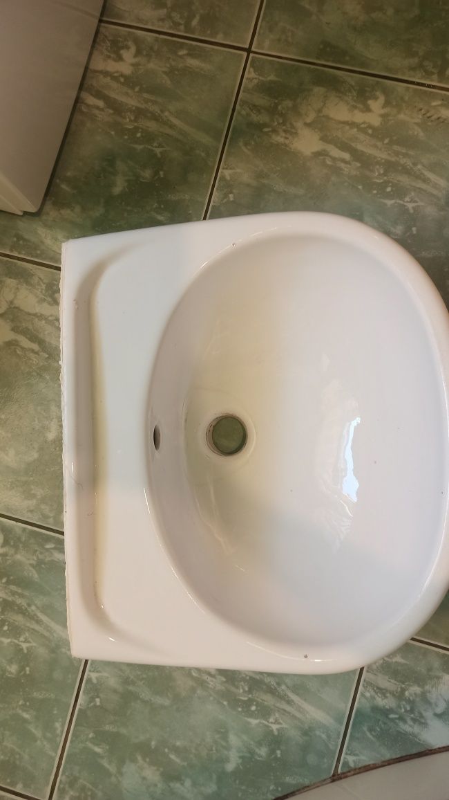 Umywalka używana
